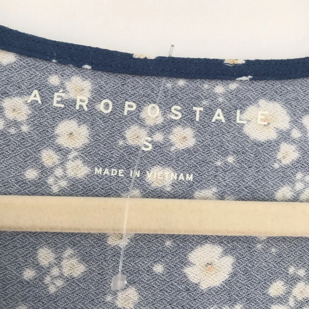 Aeropostale blue white